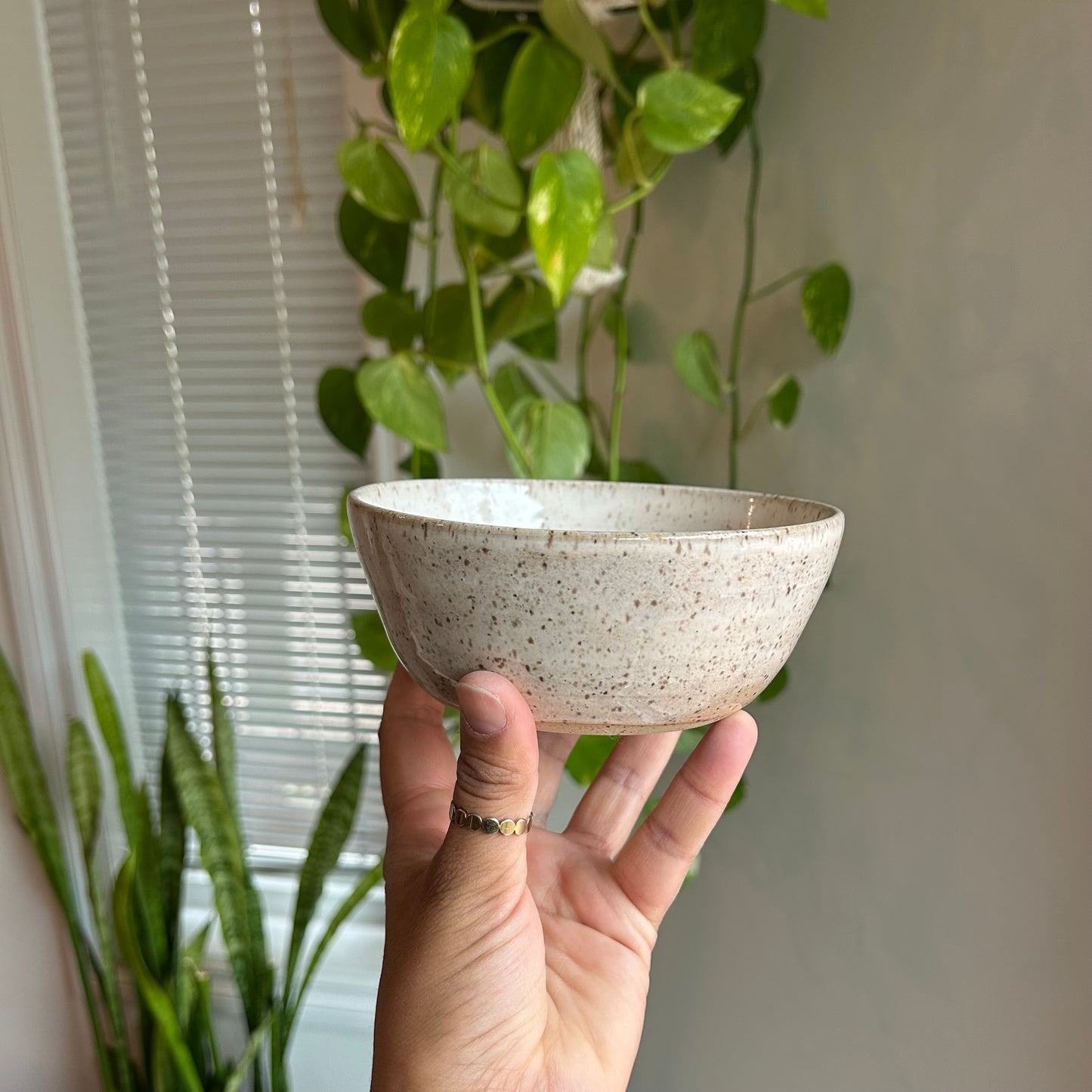 Light Pink/Cream Bowl
