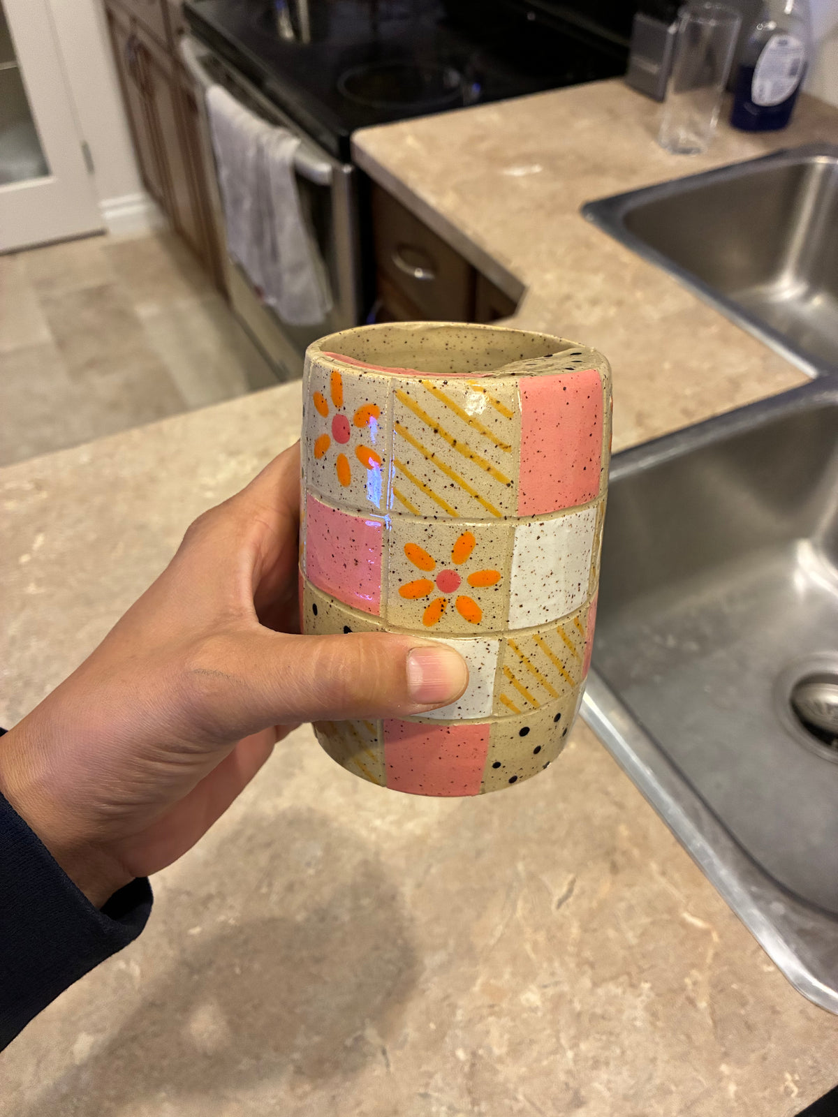 Checker Sip Cup