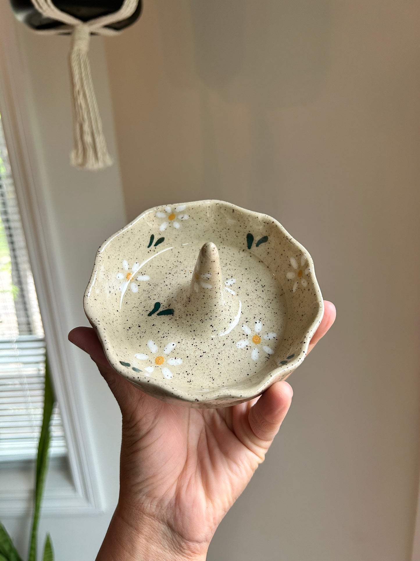 Ring Pottery Dish