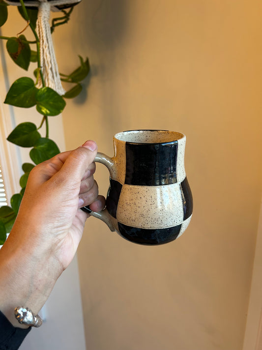 Black/Neutral Checkered Mug